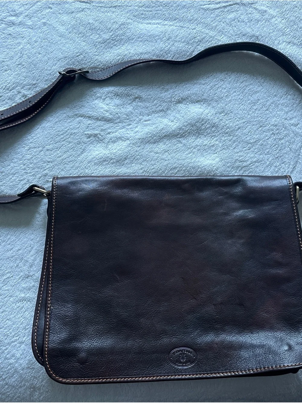 Leather Messenger Bag in Dark Brown - Classic Men's Briefcase